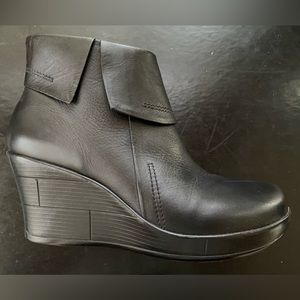 Abeo Black Leather Booties 8